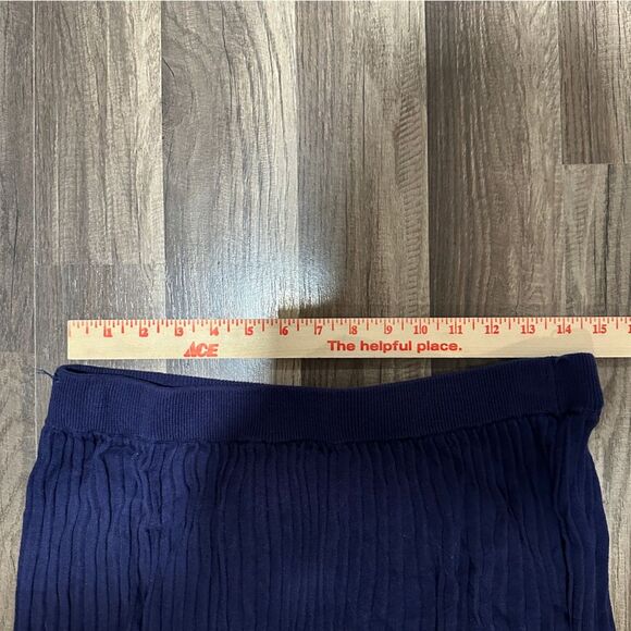 Modcloth Elegant pleated Navy Midi Skirt with Multicolor bottom Stripes size M - Picture 2 of 6